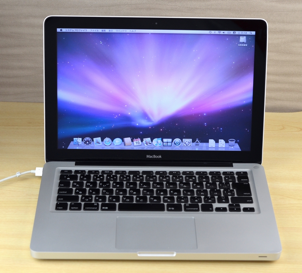 MacBook 買取ました！MacBook 13-inch,Aluminum Late 2008 ジャンク品