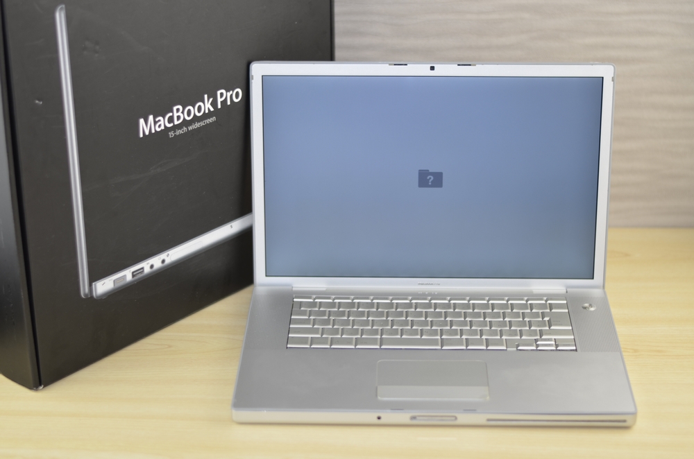 MacBook Pro買取ました！15-inch 2.4/2.2GHz,Macの買取は、オンラインMac買取ストアにお任せください！